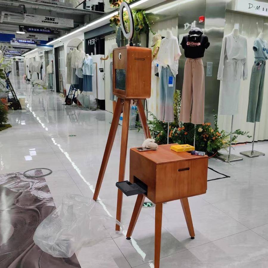 拍画翻机械扭蛋机899转拍照巨型格照莱美漫画即刻光臂栅互动3D