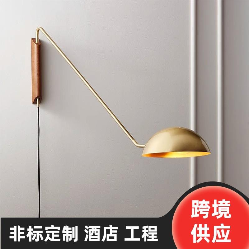 跨境北欧简约客厅沙发旁壁灯创意个性卧室床头设计师摇头LED 壁灯