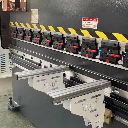 Del电液数控em53弯T电 液折数控折机 大型数控全自动液压弯机