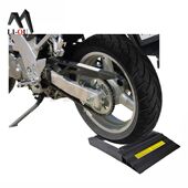 重摩车后轮保养滚轮架驻车架车架修理链条胎面洁