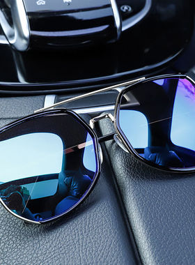 飞行员太阳镜2025新款男女眼镜司机墨镜夏开车蛤蟆镜情侣墨镜一对