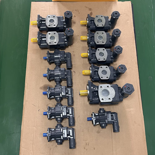 KRACHT克拉克KF63RF1-D15 KF63RF2-D15 KF16RF2-D15滑润齿轮泵