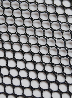 六角网眼布现货96g黑色4mm遮挡防护单孔网布硬运动服鞋面渔网