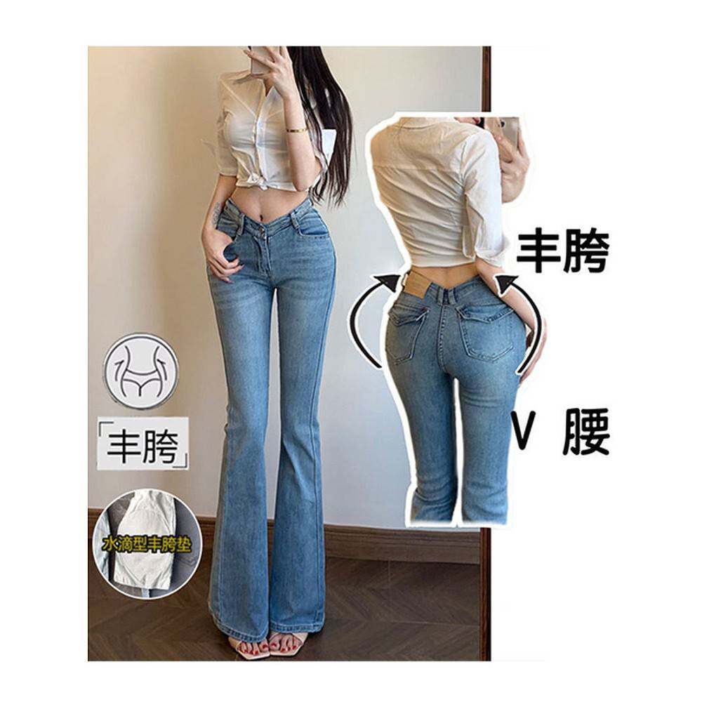 李李服饰丰胯浅色辣妹V腰微喇牛仔裤女2025夏季低腰显腿长提臀裤