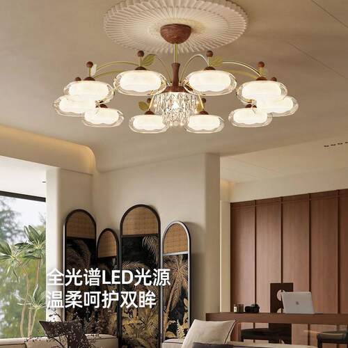 法式中古风客厅吊灯2025新款复古胡桃木色南洋风高级感大厅主灯具
