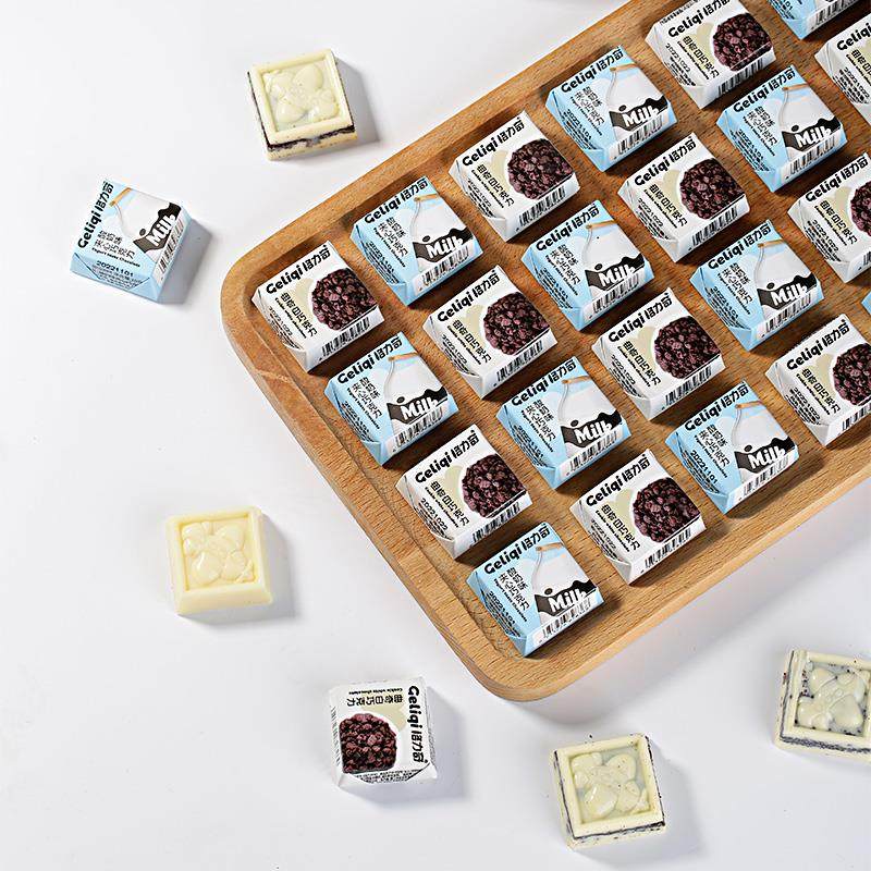 格力奇巧克力夹曲心可白牛奶巧克力混合奇装纯YBV可脂草莓酸奶小