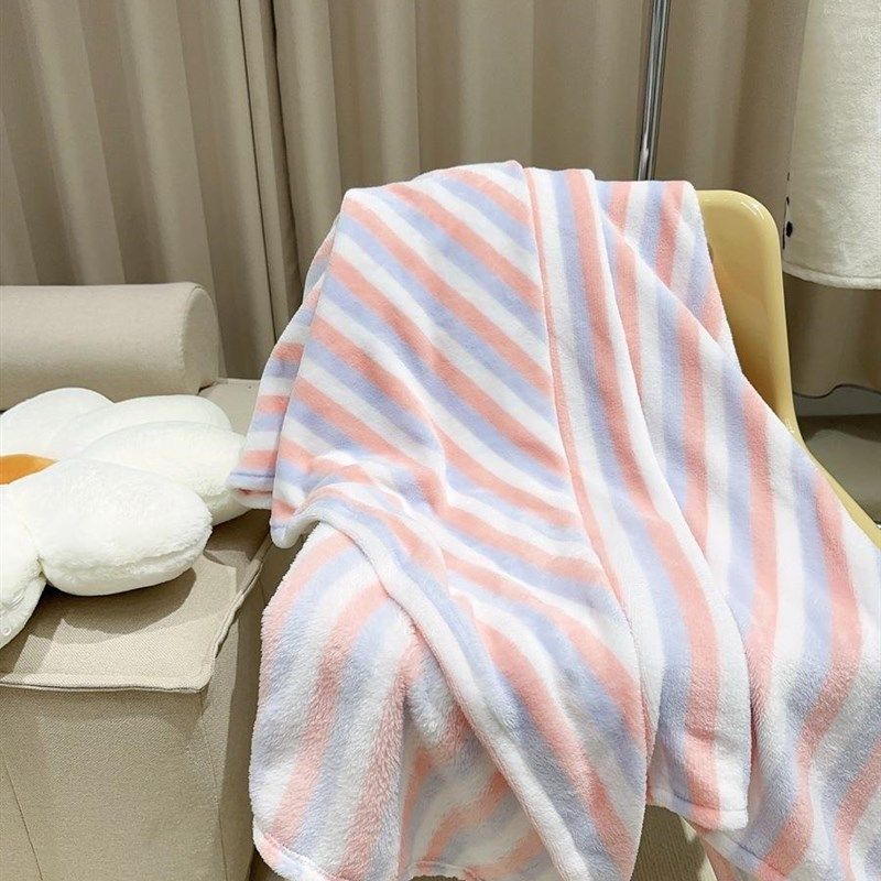 卡通爱空调毯 枕 冬天当床垫 午睡毯办公室汽车用 多款入,居家布艺,抱枕被,淘宝优惠券,粉丝福利购,淘宝优惠卷