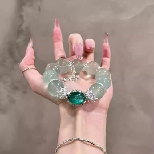 新中式绿色串珠手链清冷感气质设计高级感小众配饰精致巨好看手串