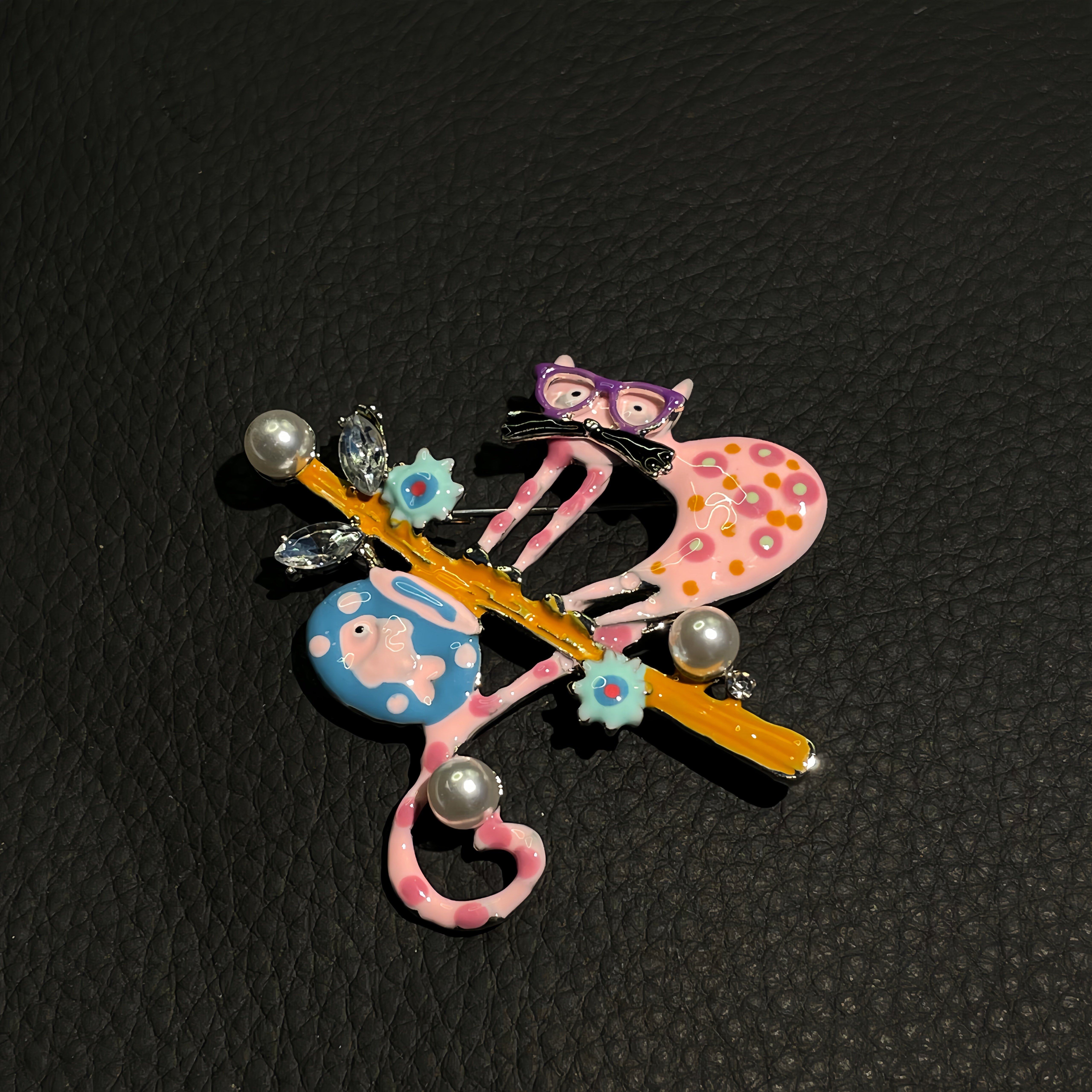 小猫的梦粉色滴油小众设计感胸针