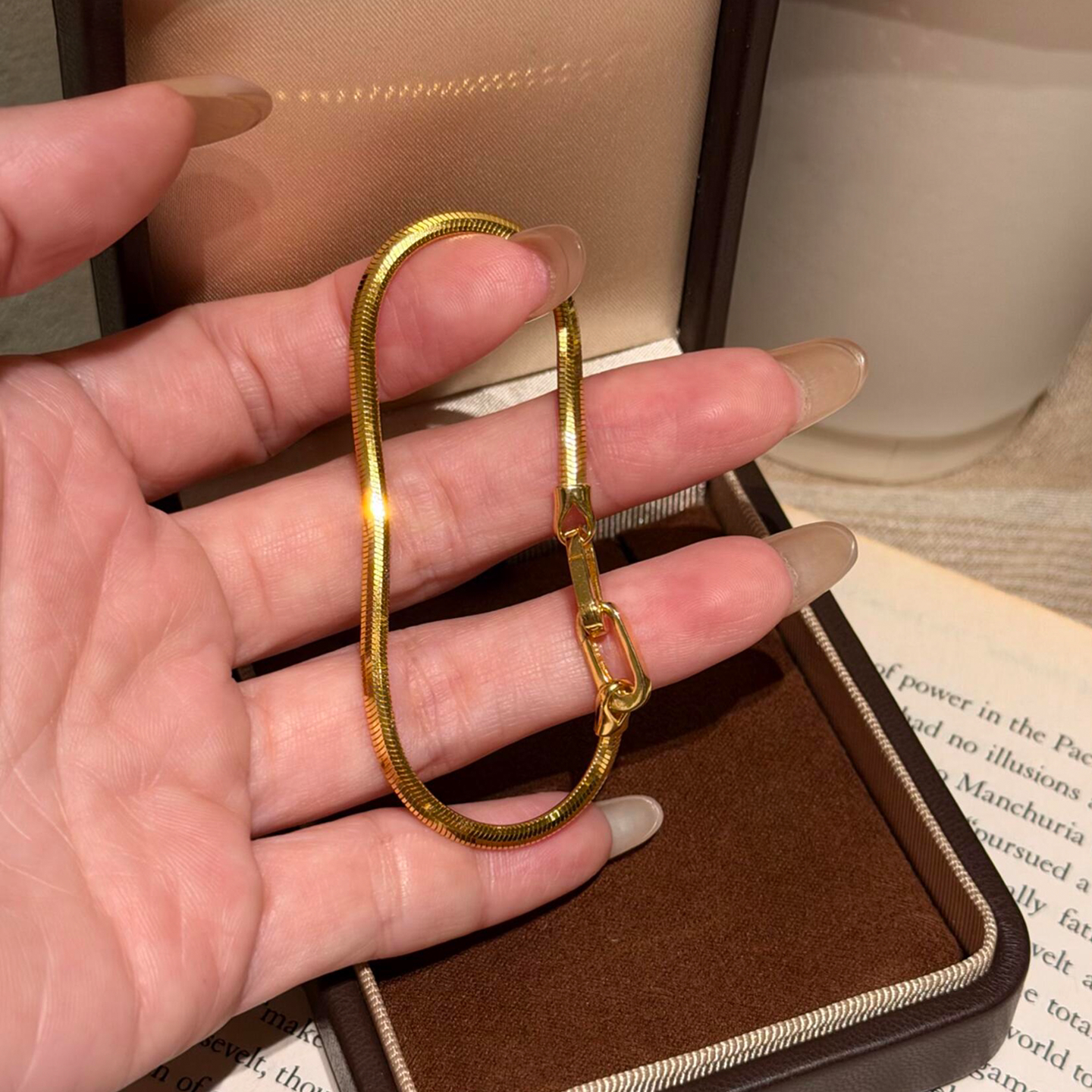 老钱风金色蛇骨双扣手链新款
