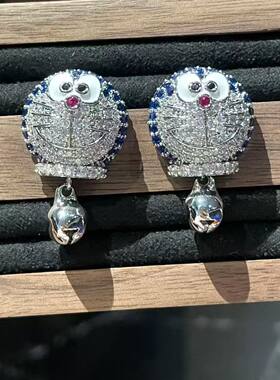 日系轻奢手工微镶闪钻叮当猫耳钉重工小众独特设计高级感耳饰新款