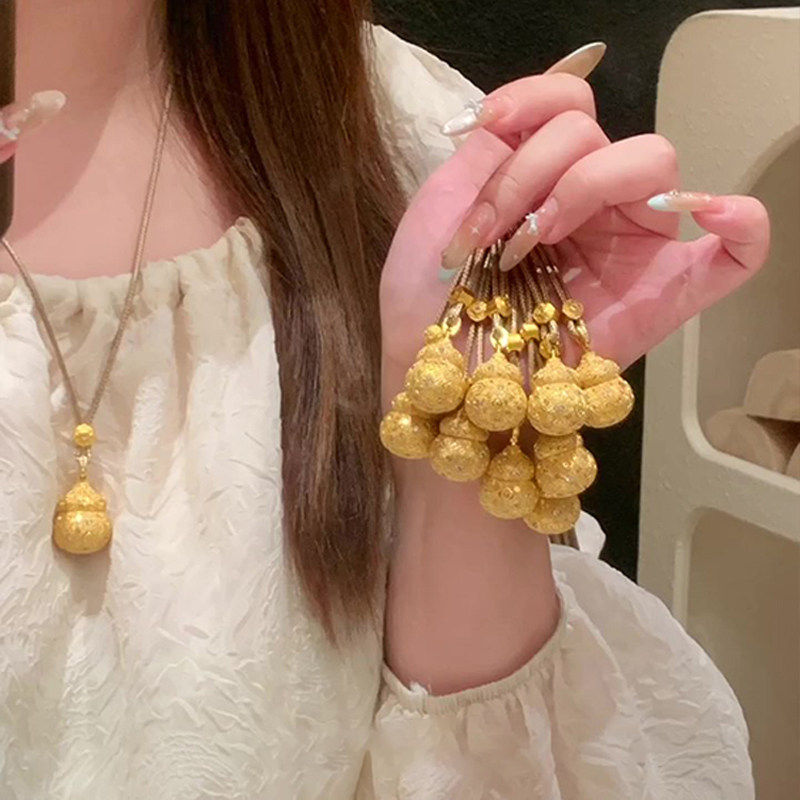 「金韵流光」新中式爆闪金色小葫芦香囊项链复古轻奢贵气毛衣链女