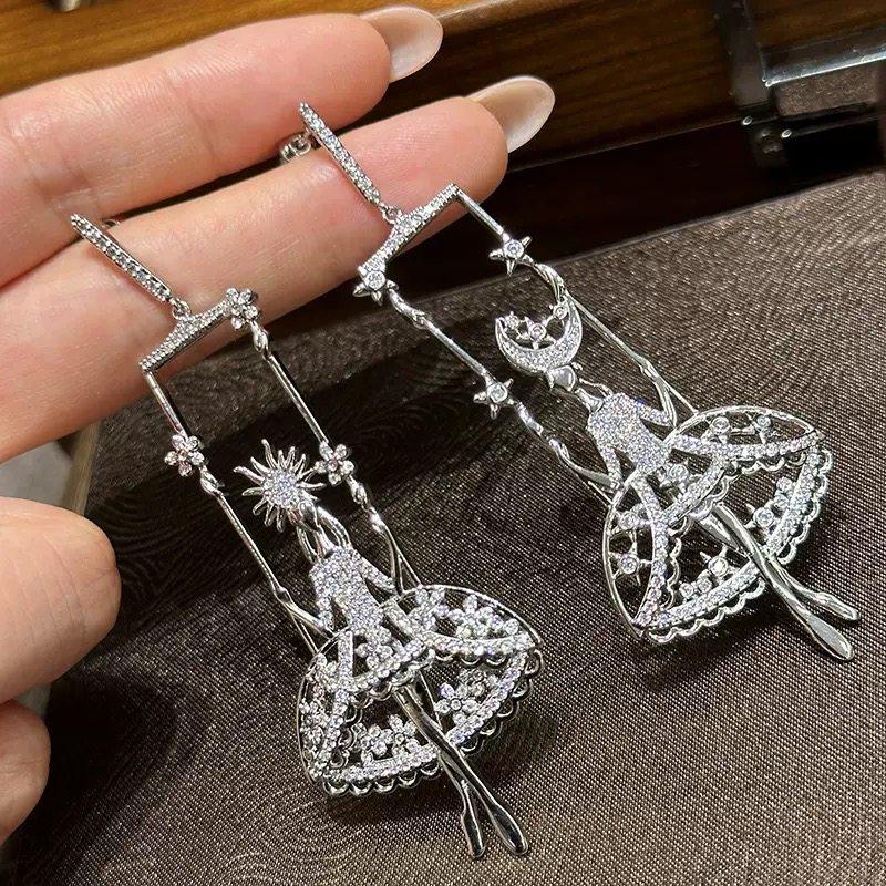 芭蕾舞女孩奢华镶钻耳钉法式简约轻奢甜美高级闪钻镂空高级感辣妹