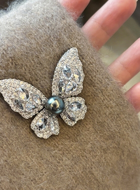 如莹蝴蝶胸花别针高档女珍珠胸针高端奢华气质秋冬好物大衣小香风