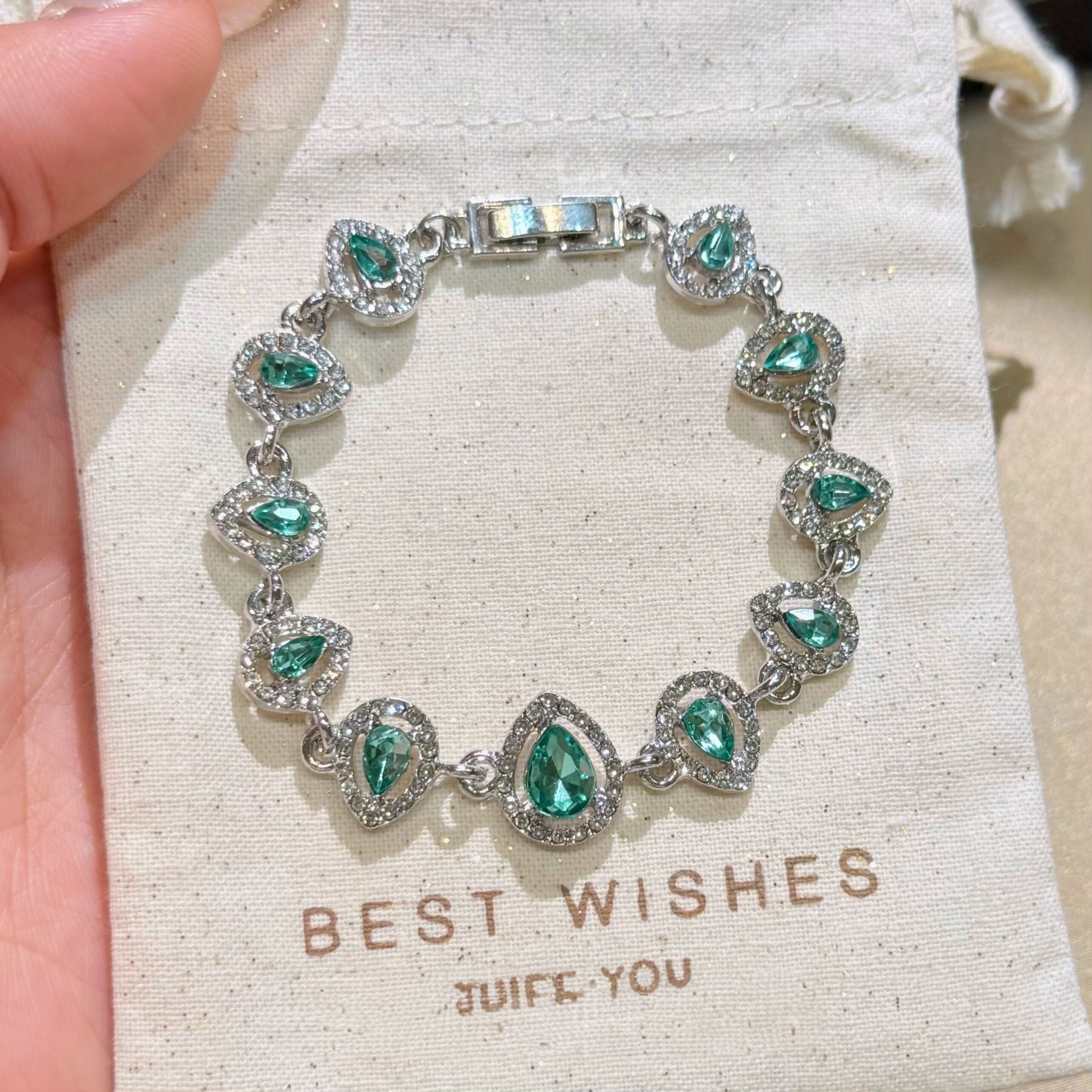 薄荷绿小清新爆闪满钻水滴手链