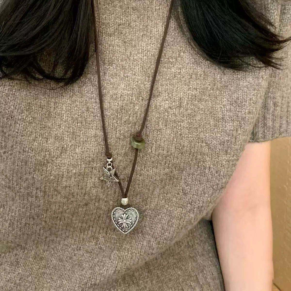 银色花朵爱心吊坠长款毛衣链女