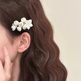 法式白色茉莉花朵发夹女小众发卡女高级感洋气时尚气质侧边夹发饰