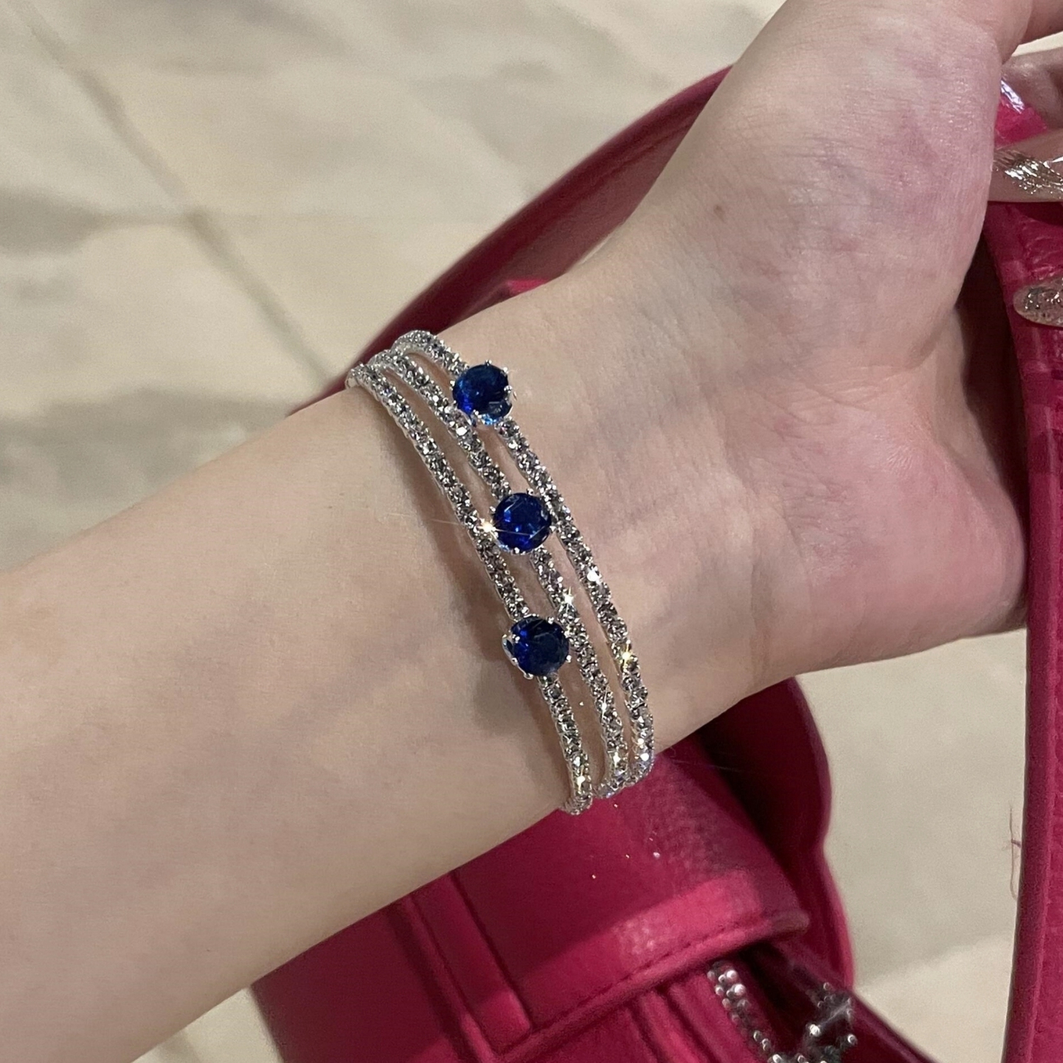 精致多层珍珠满钻手镯女复古高级感开口缠绕金银色镶钻高颜值手链