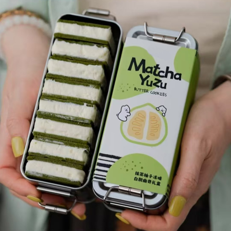抹茶柚子冻啃白脱乳酪夹心蛋糕