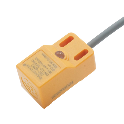 邦拓斯方形接近关三线金属电感式NNN电眼传感器NNO