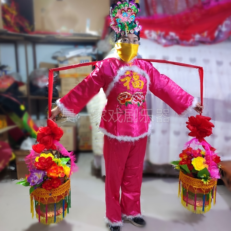 扭秧歌舞蹈挑花篮回娘家红扁担花篮节日喜婚庆典红社火表演出道具