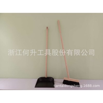现货供应高端榉木扫把簸箕套装，fsc室内家用扫把铁簸箕套装