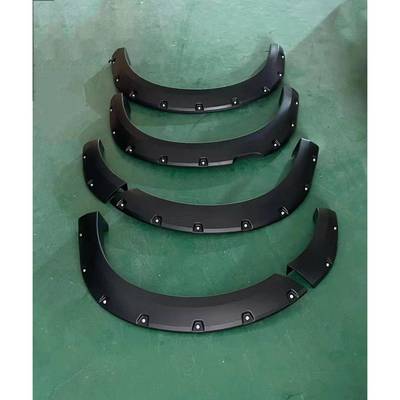 适用于20222023福特rangerT9带钉轮眉改装皮卡RANGER轮拱防刮板