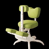 儿童学习小学生写字椅升降调节跪椅坐姿写作业脚踏