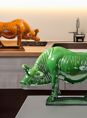 化妆室牛摆件正北厨房低头吸水牛陶瓷黄色水牛客厅阳台缺角工艺礼