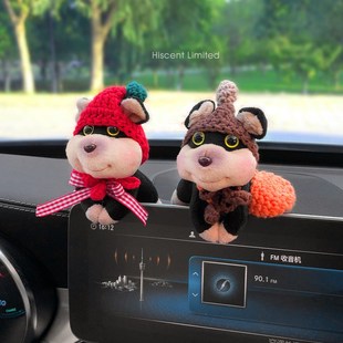 车内饰品新款爱蜜蜂狗汽车屏幕趴趴公仔中控显示屏装饰