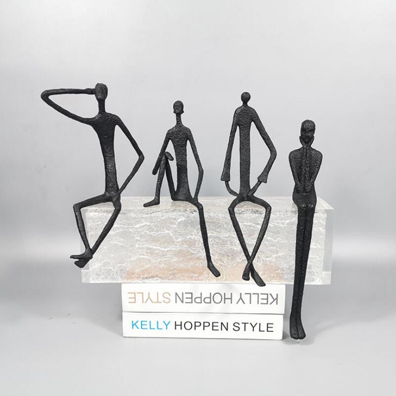 抽象铸铁黑人雕塑吊脚坐姿人物样板房售楼部电视柜客厅装饰品