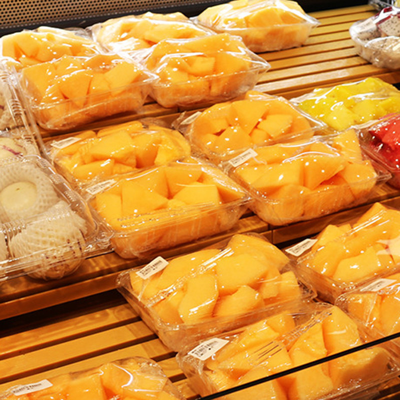 水果货架陈列展示木层架生鲜店冷柜鲜肉柜装饰耗材阶梯式效果定制