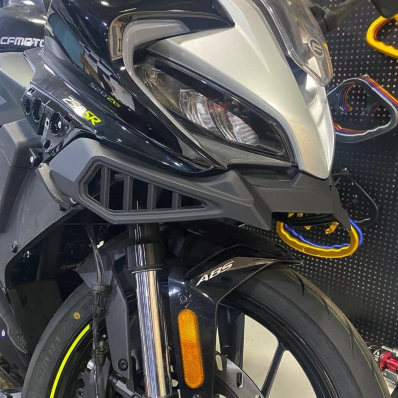 老机车改装春风0SR加高风挡 竞技挡风 定风翼 下唇