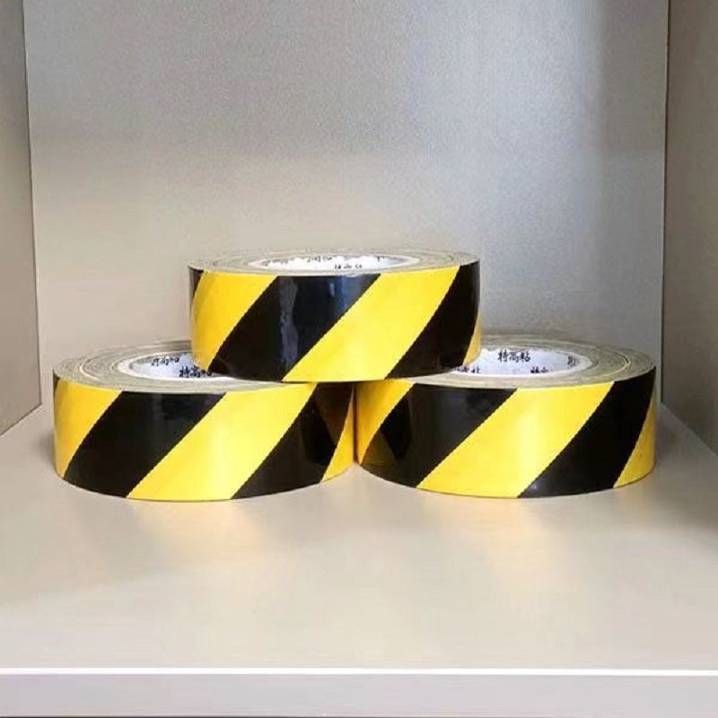黑黄警示胶带窗户装修保护膜门窗铝型材断桥铝玻璃踢脚地标安全,包装,警示胶带,淘宝优惠券,粉丝福利购,淘宝优惠卷