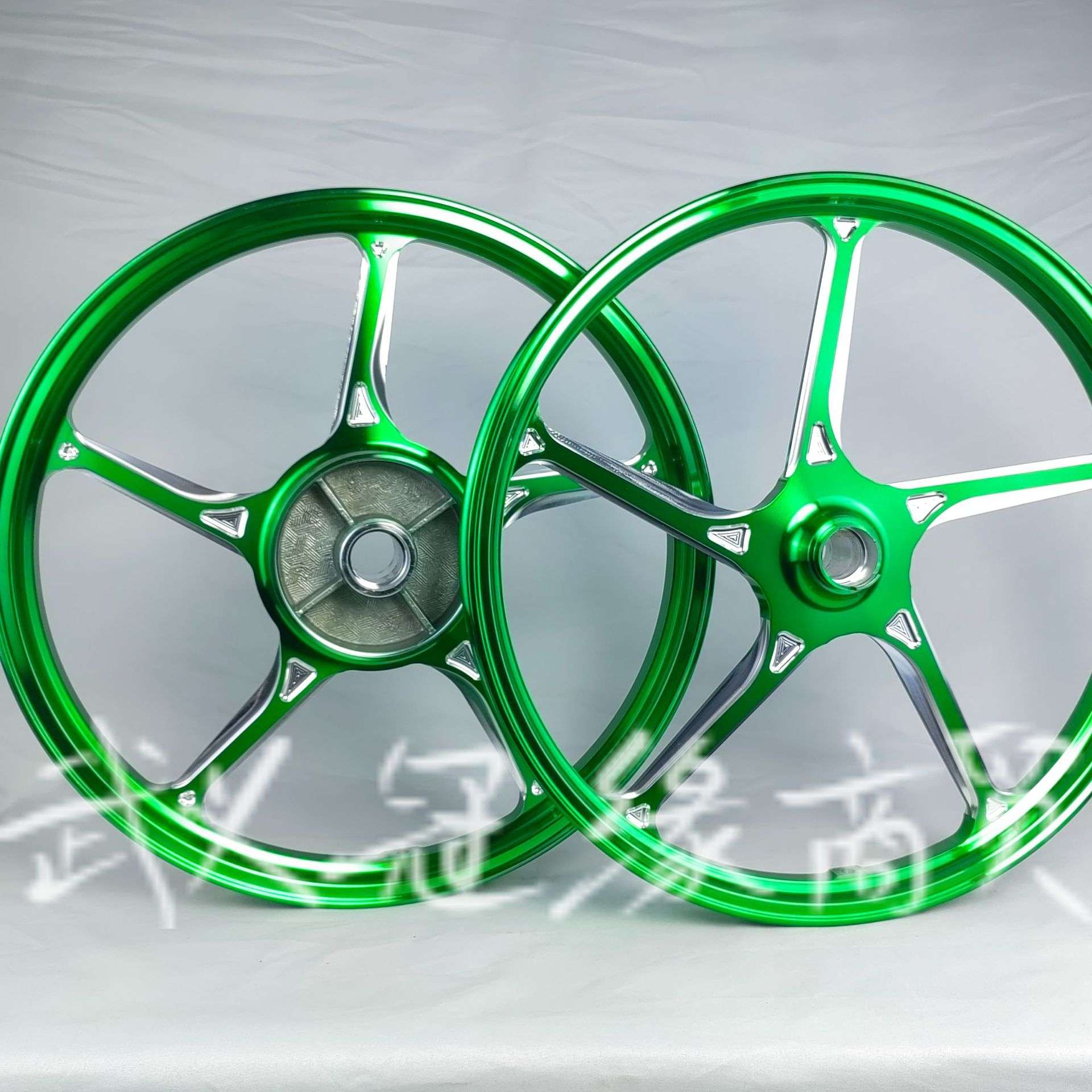 2025款摩轮4改装轮子铝轮Y15轮辋17寸改装轮子轮圈alloy wheel CN