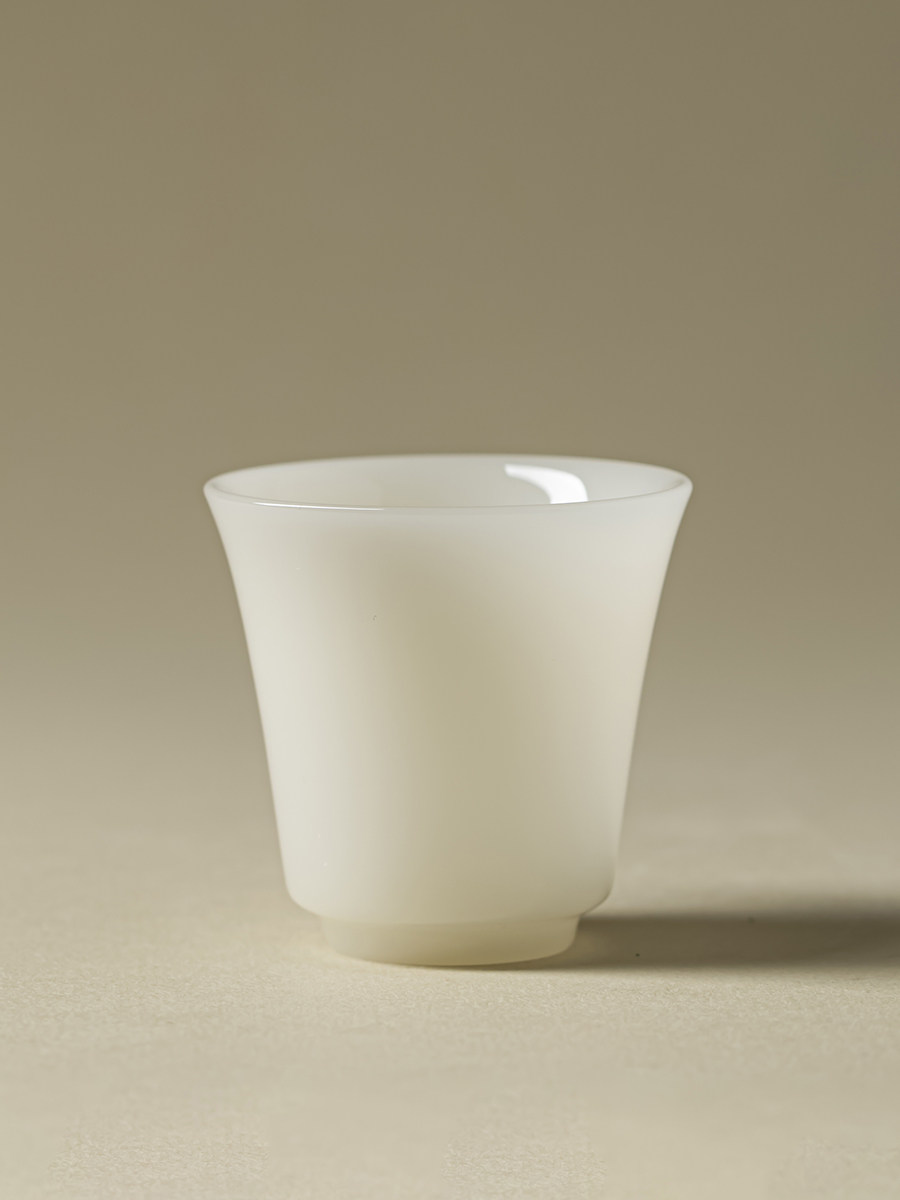 冰种玉瓷薄胎反口功夫茶具纯白瓷品茗杯茶盅小杯若深杯品茶杯