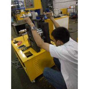 锡华优惠小型塑料压延机加装收放卷装置电加热二辊机