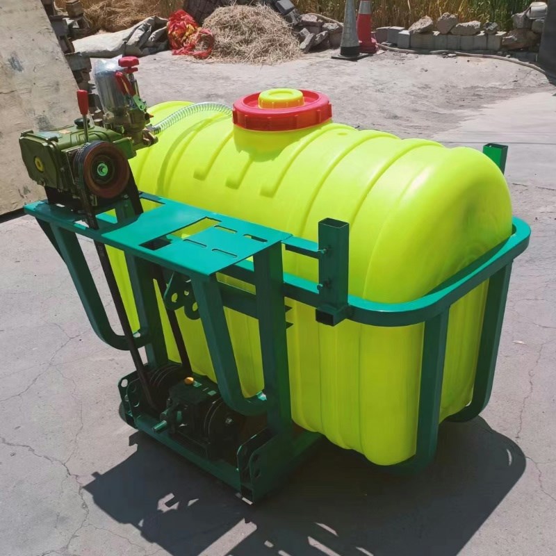 拖拉机简配1000斤传动轴打药机 农用背负式大型喷药机不带缠管架