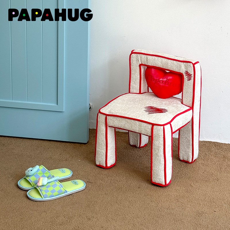 P 爱心漫画椅儿童凳迷你复古小椅子矮凳阳台靠背椅写字椅子