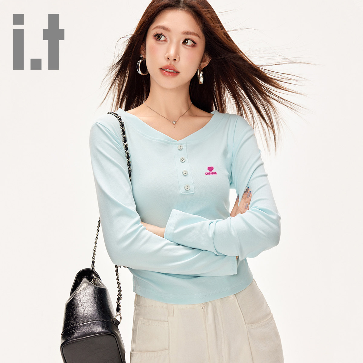 it ccaabb上衣刺绣纽扣设计感纯色简约小众显瘦纽扣长袖T恤打底K
