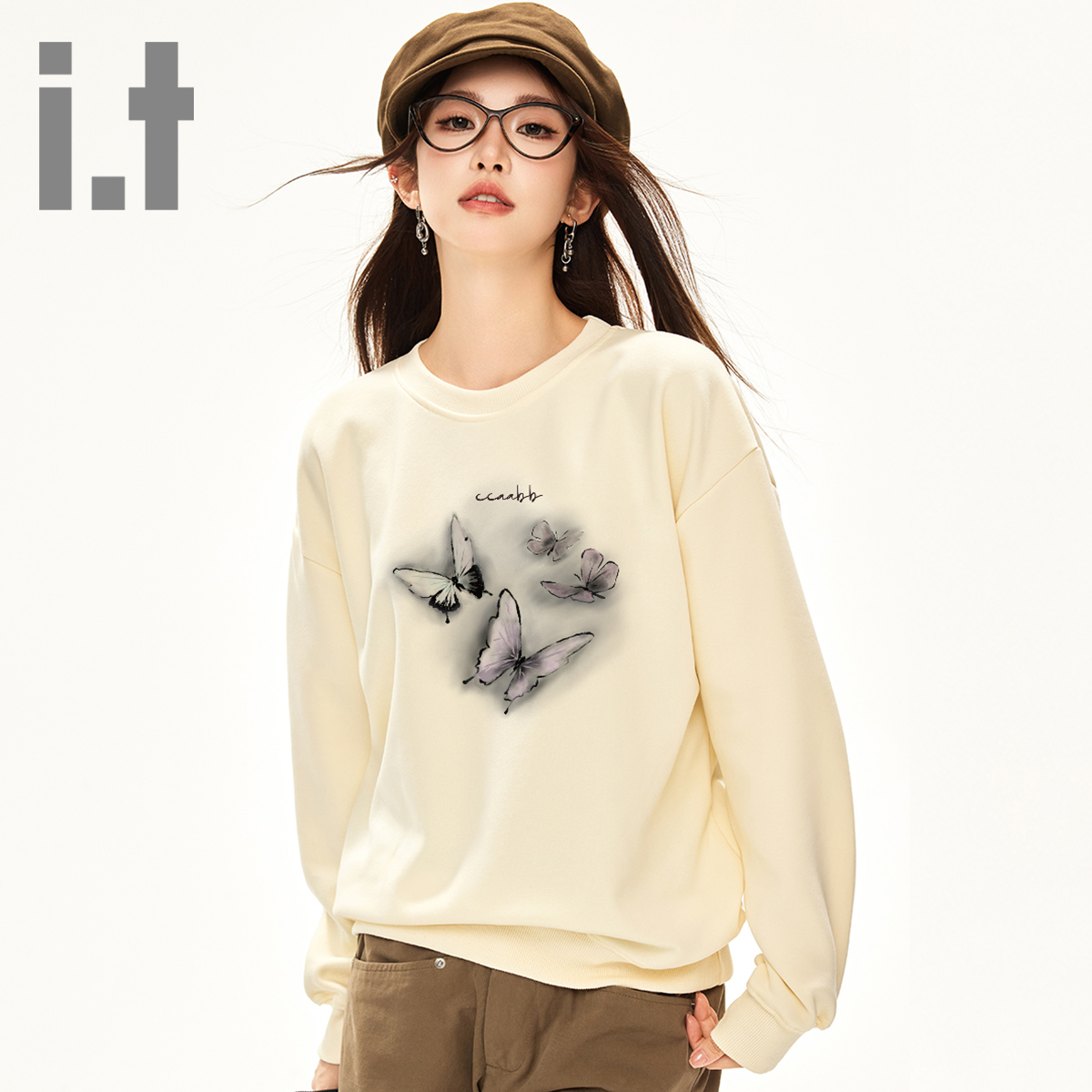 it ccaabb春秋新款卫衣女套头圆领蝴蝶印花休闲百搭无帽宽松上衣K