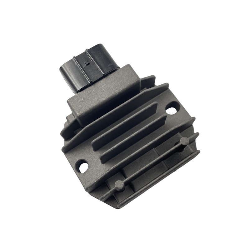 适用春风800MT KTM790 DUKE 1290 1090 NK800 整流器稳压器电瓶