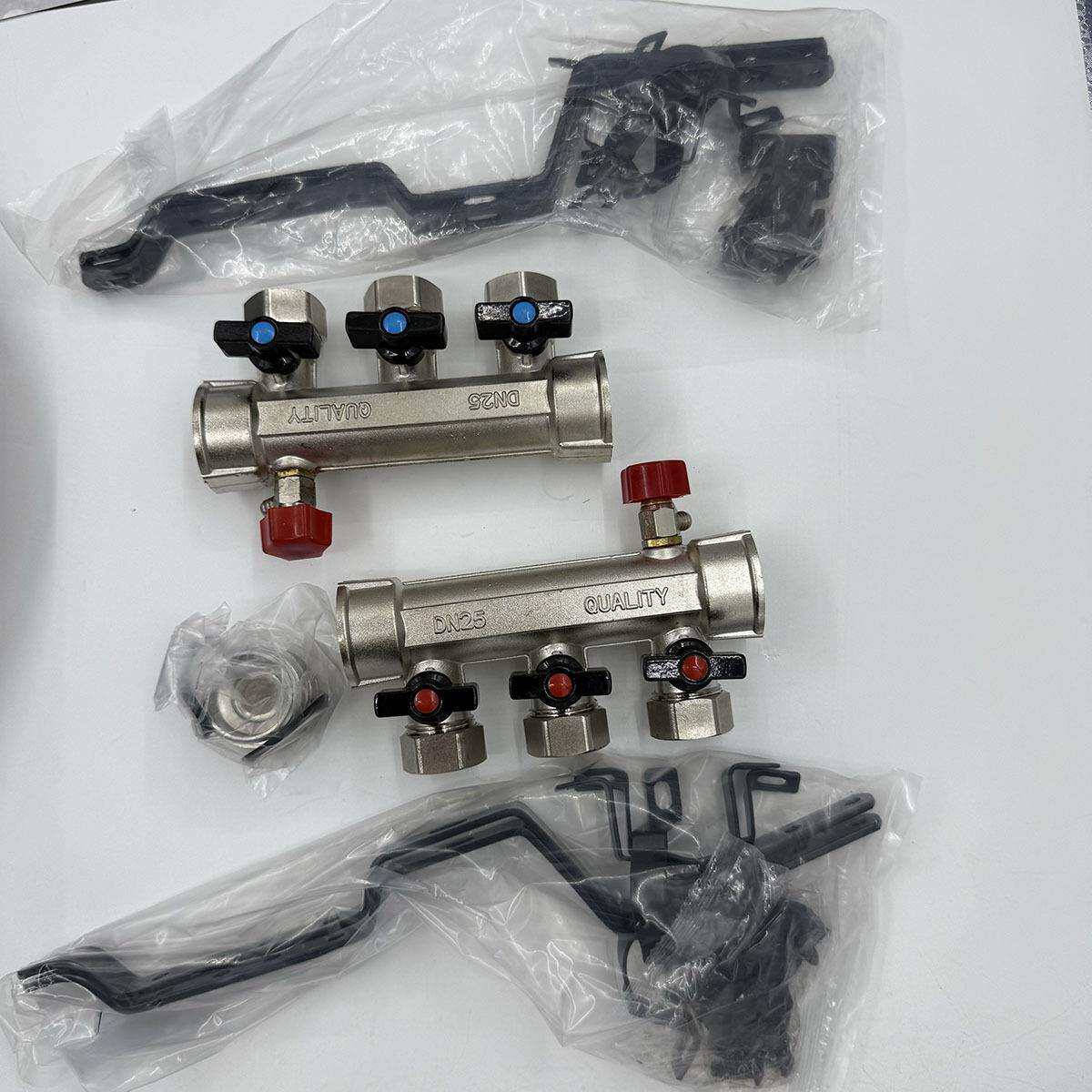 新款地暖分水器全铜1寸主体20分支口家装地暖管集水器