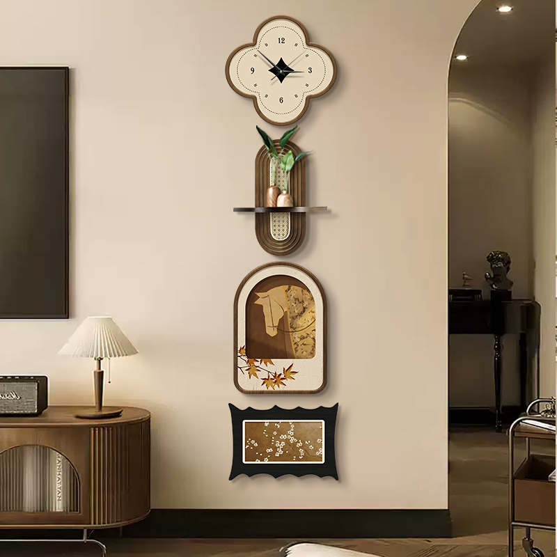 202新款中古风入户玄关装饰画高级感带挂钟壁画复古走廊过道挂画