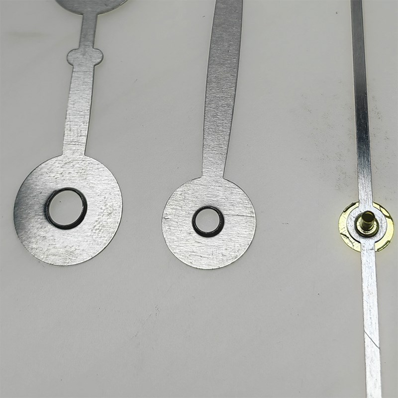 扫秒静音机芯摇摆挂钟石英钟diy欧式家用全带指针钟表芯