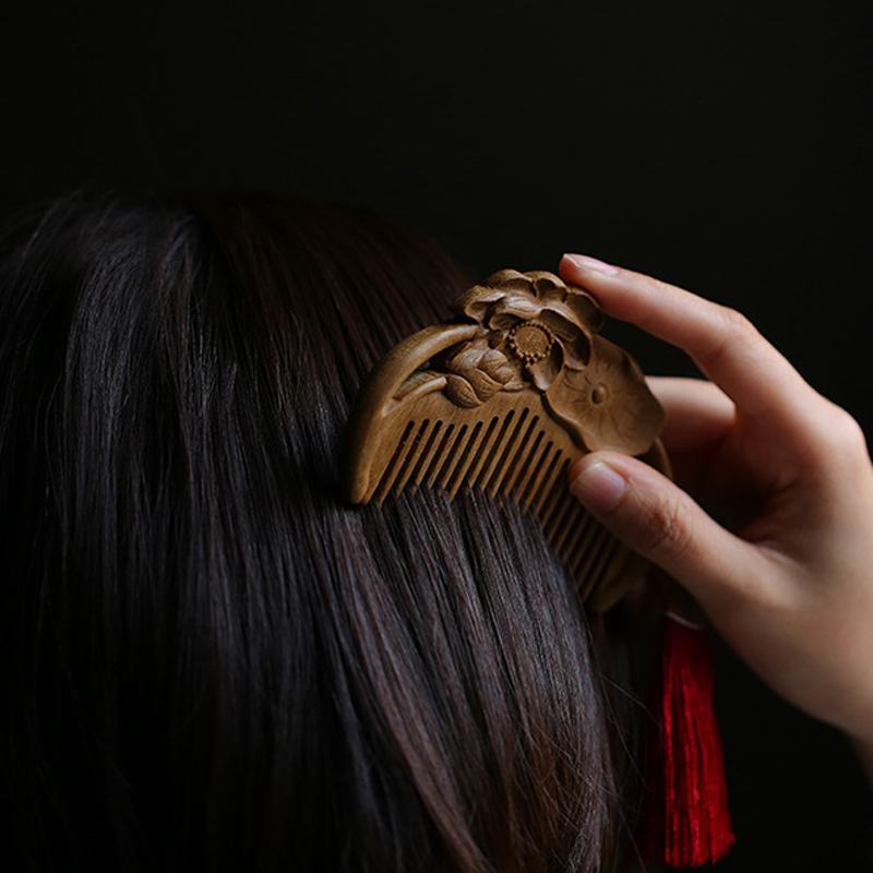 金丝楠木小叶桢楠精雕荷花木梳 防静电木质梳子头梳发梳 送礼