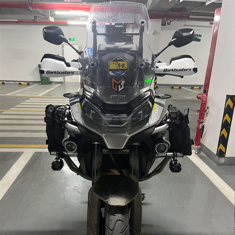 适用春风800MT改装防摔护手杆楚留香700CL-X铝合金护弓摩旅挡风罩