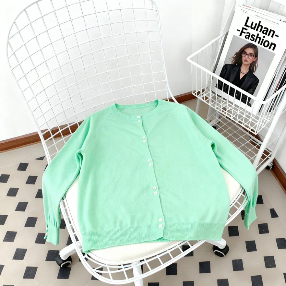 大码宽松极简毛针织开衫