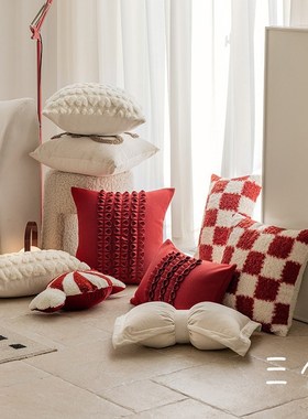 红色喜庆结婚棋盘格现代靠枕新年靠垫客厅沙发节日装饰糖果抱枕