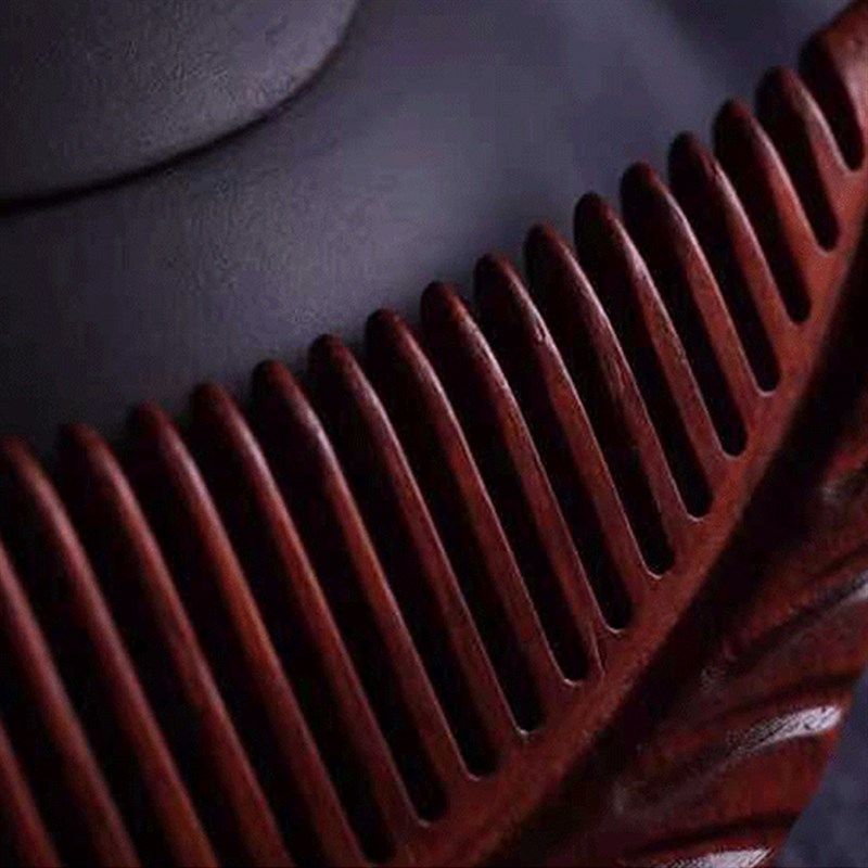 手工天然木梳子檀木防脱发古风精雕图女士专用木质工艺品礼品梳子